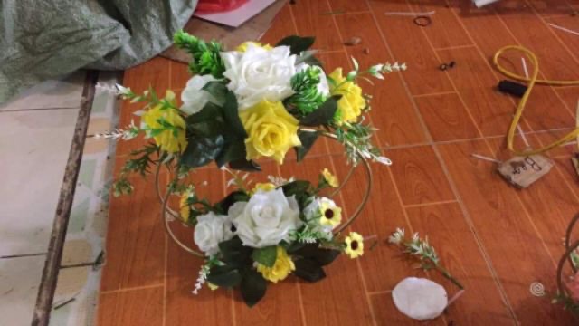 Giỏ hoa để bàn trang trí đám cưới