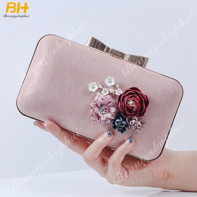 Ví Cầm Tay Dáng Vuông Nhỏ Đính Hoa Thủ Công Dễ Thương Cho Nữ