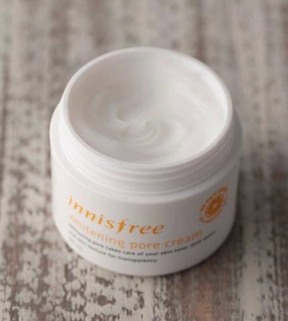 Kem dưỡng trắng INNISFREE whiterning pore cream