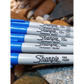 01 BÚT SHARPIE FINE POINT PERMANENT MARKER (Blue, Red, Black)