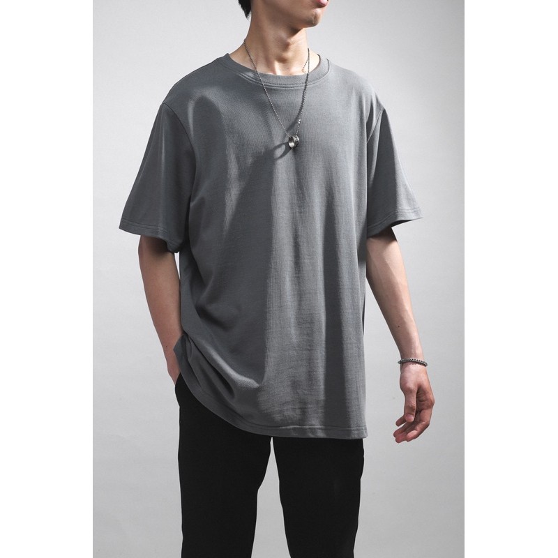 Áo thun cổ tròn unisex trơn 4 màu, chính hãng NINETY.3, 100% cotton cao cấp, free đóng hộp xịn khi mua từ 3 áo | BigBuy360 - bigbuy360.vn