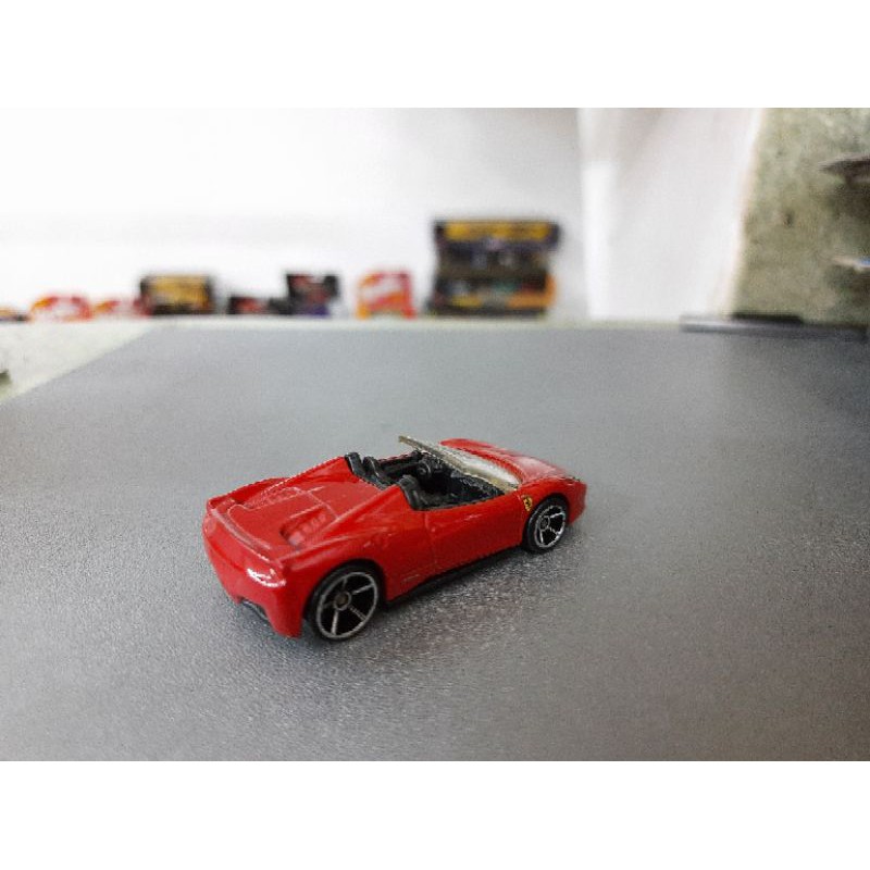 xe Hot Wheels Ferrari 458 mui trần màu đỏ , hàng hiếm