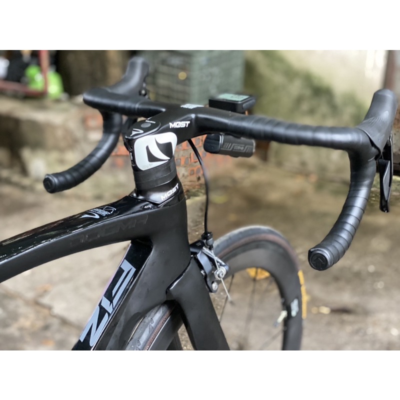 Xe F12 full carbon group ultegra R8000 japan