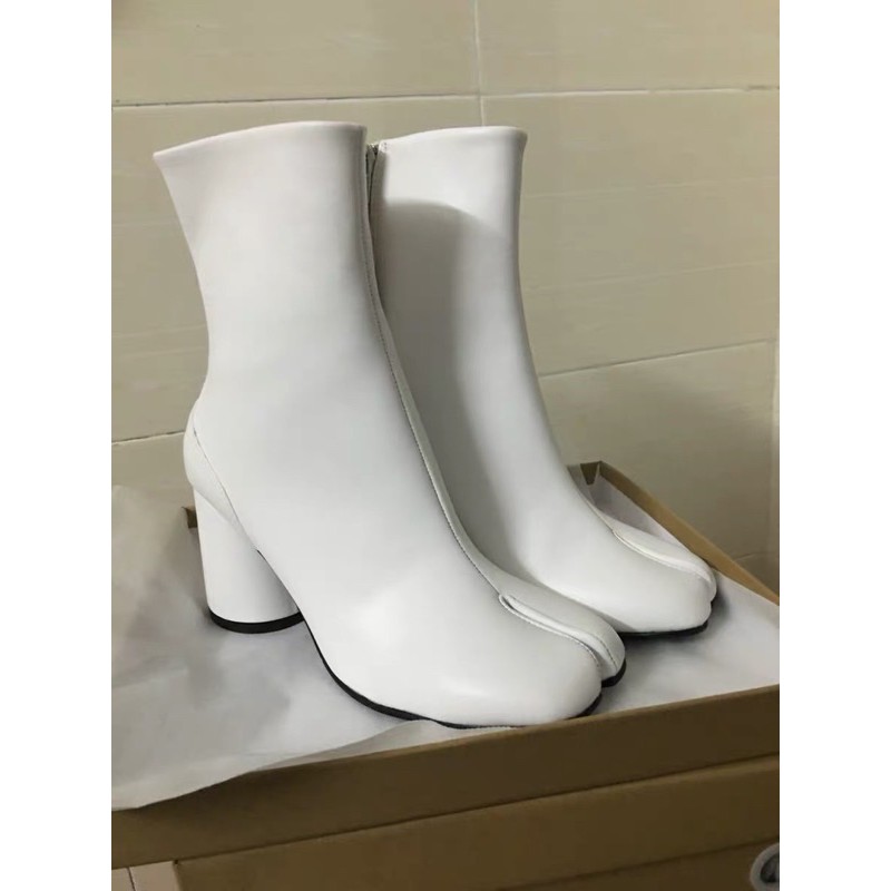 Boots cao gót móng heo maison margie