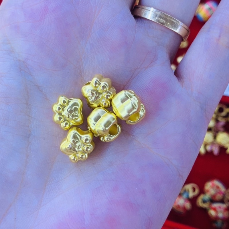 Charm Bàn Chân Cún Tài Lộc làm vòng DIY