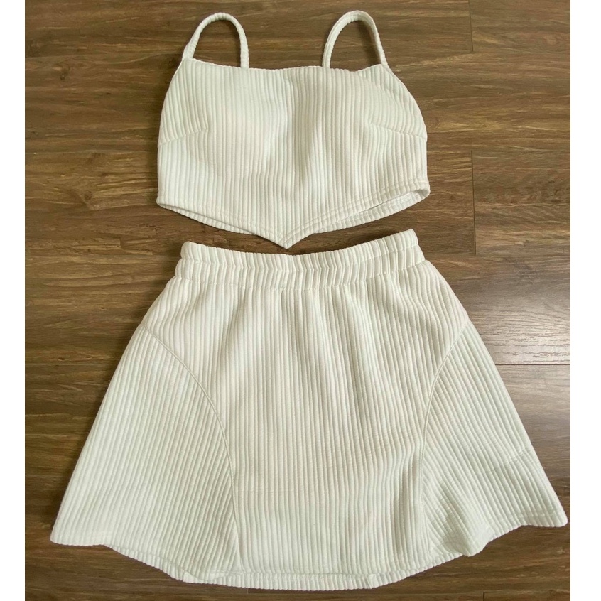 Chân Váy Chữ A Ngắn, Áo 2 Dây Kèm Khoác Crop Free Size Dưới 55kg | BigBuy360 - bigbuy360.vn