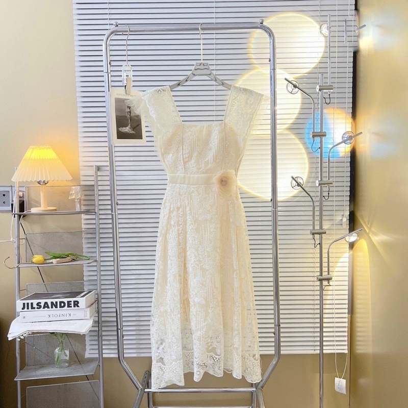 Váy ren cánh tiên