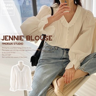 (ORDER- sẵn S) Áo sơ mi MORAN dài tay cổ V phối viền ren dập viền tay phồng tiểu thư điệu đà Hàn Quốc