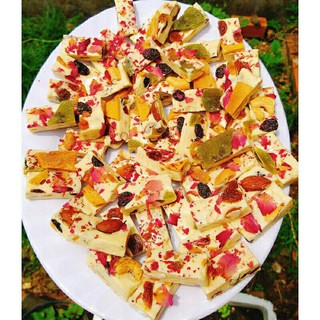 Kẹo Nougat, kẹo hạnh phúc mix hạt 500g