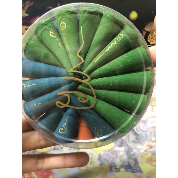 Trầm xông chiêu tài Thái Lan