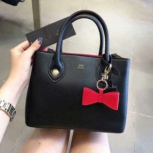 Túi đeo chéo nữ lyn nơ cao cấp giá rẻ size 26