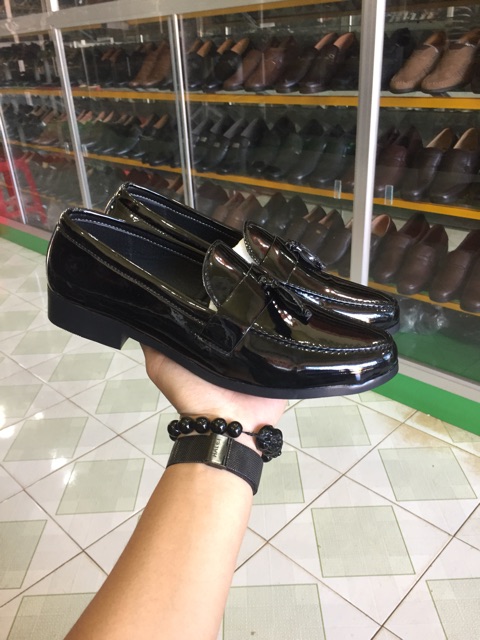 Giầy lười hàn quốc giá rẻ  chuông đen | BigBuy360 - bigbuy360.vn
