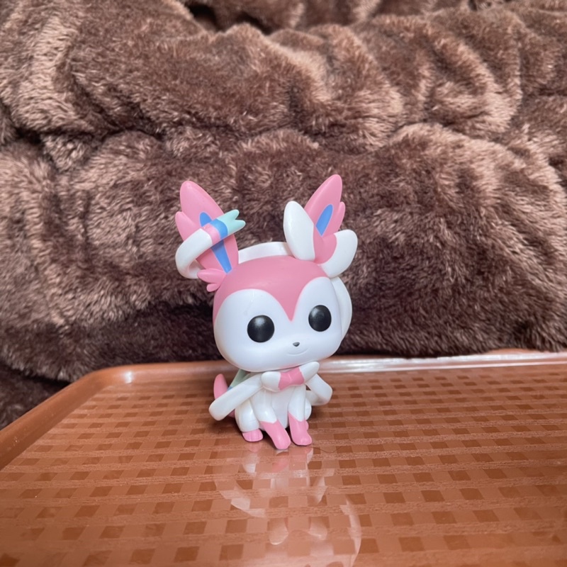 Funko pop - Thỏ hồng đáng yêu - Pokemon Sylveon hệ tiên