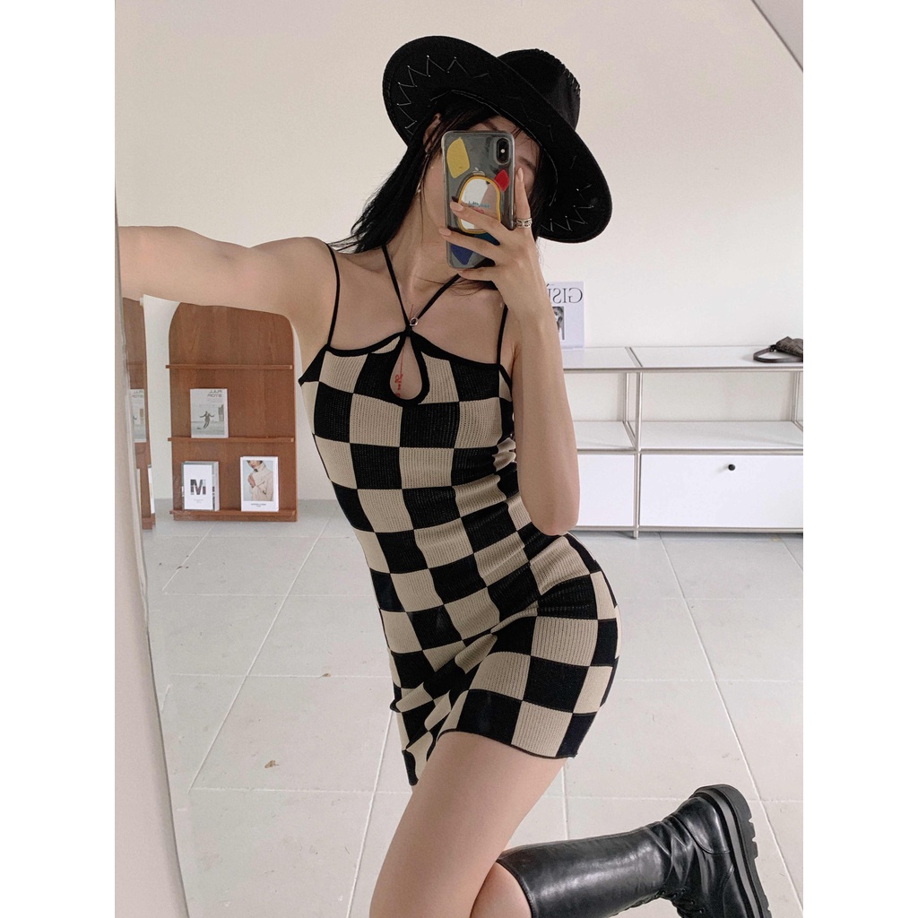 đầm họa tiết kẻ caro hợp thời trang trẻ trung cho nữ