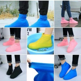 Ủng Bọc Giày Đi Mưa Chống Thấm cao su co giãn loại dày