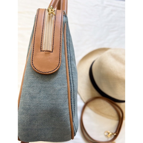 Túi xách tay đeo chéo Roberta di Camerino