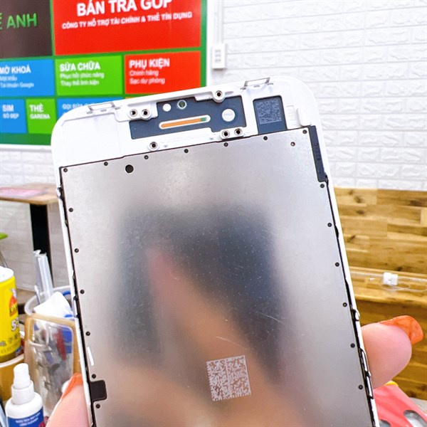 Màn hình điện thoại TÁO 8G zin EK, bảo hành đổi trả.