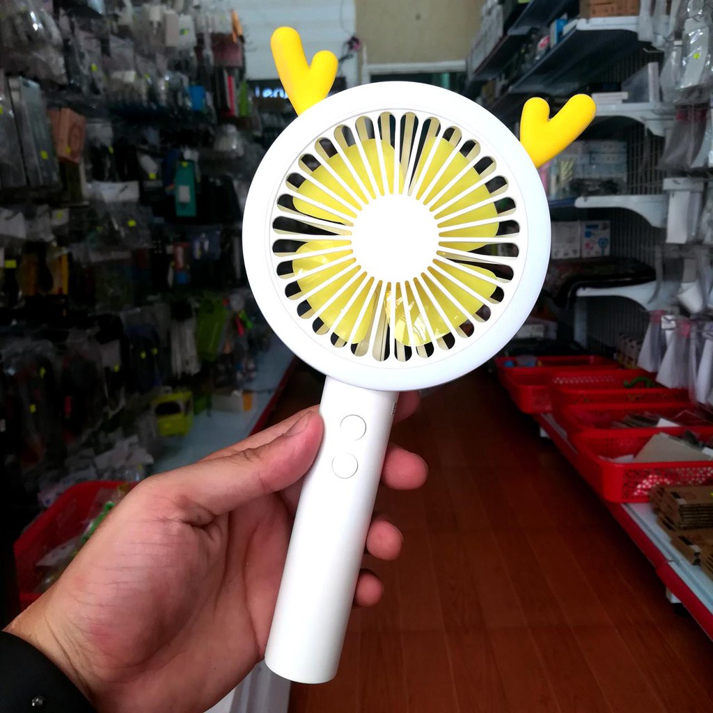 Quạt Tích Điện Cầm Tay Pin Sạc Tai Thú Có Đèn Có Đế Đứng MT66X