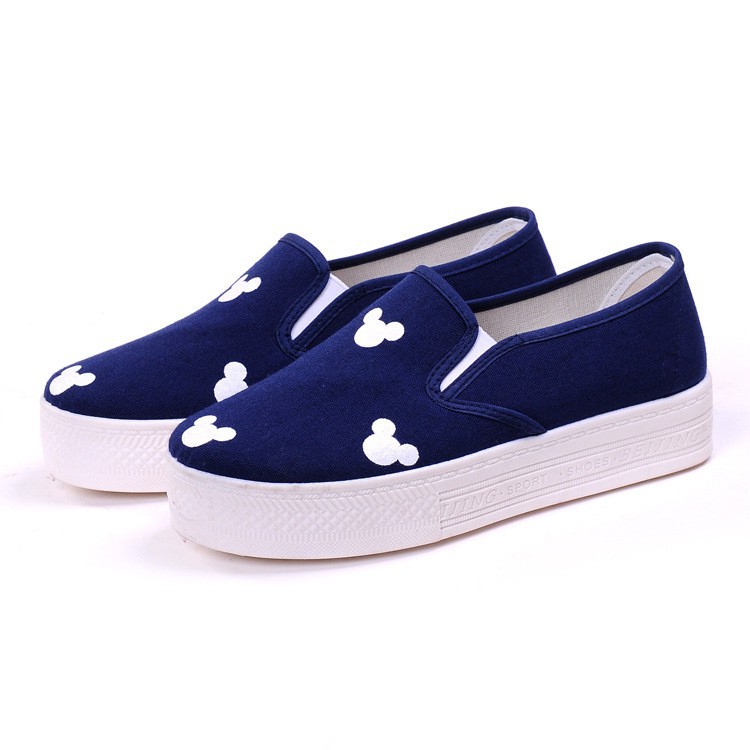 Giày slip on đế độn gấu cute size to 38 39 40 giá thanh lýmeomeo