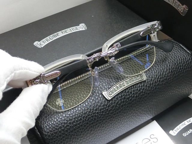 Kính Chromehearts Avagilist giảm 50%