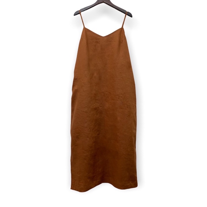 Đầm linen tưng trơn 2 dây