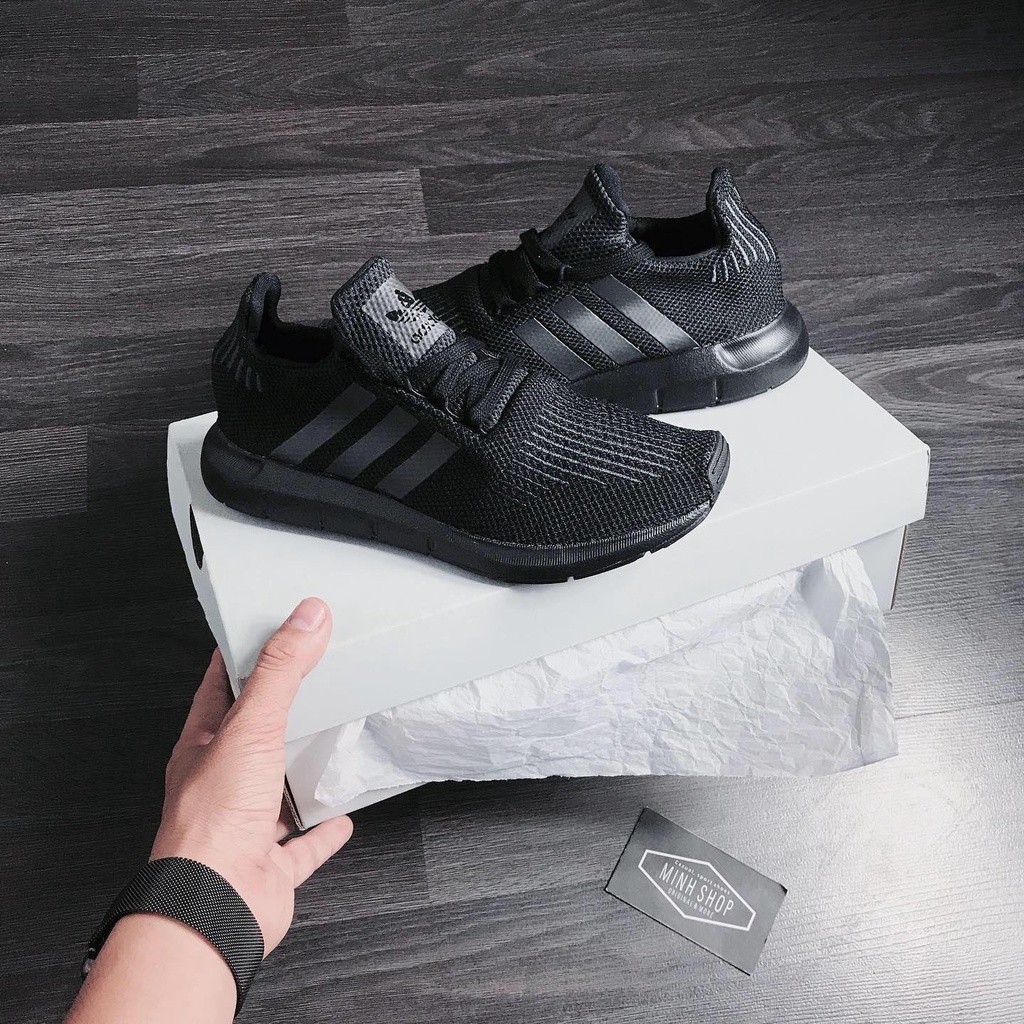 GIÀY ADIDAS SWIFT RUN - *All Black*