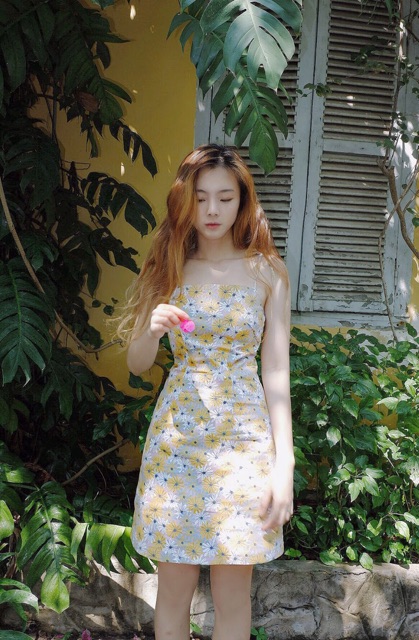 Đầm hai dây họa tiết hoa cúc | BigBuy360 - bigbuy360.vn