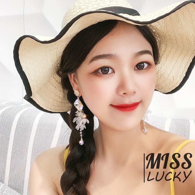 Khuyên tai nữ kiểu dáng thời trang phong cách Hàn Quốc