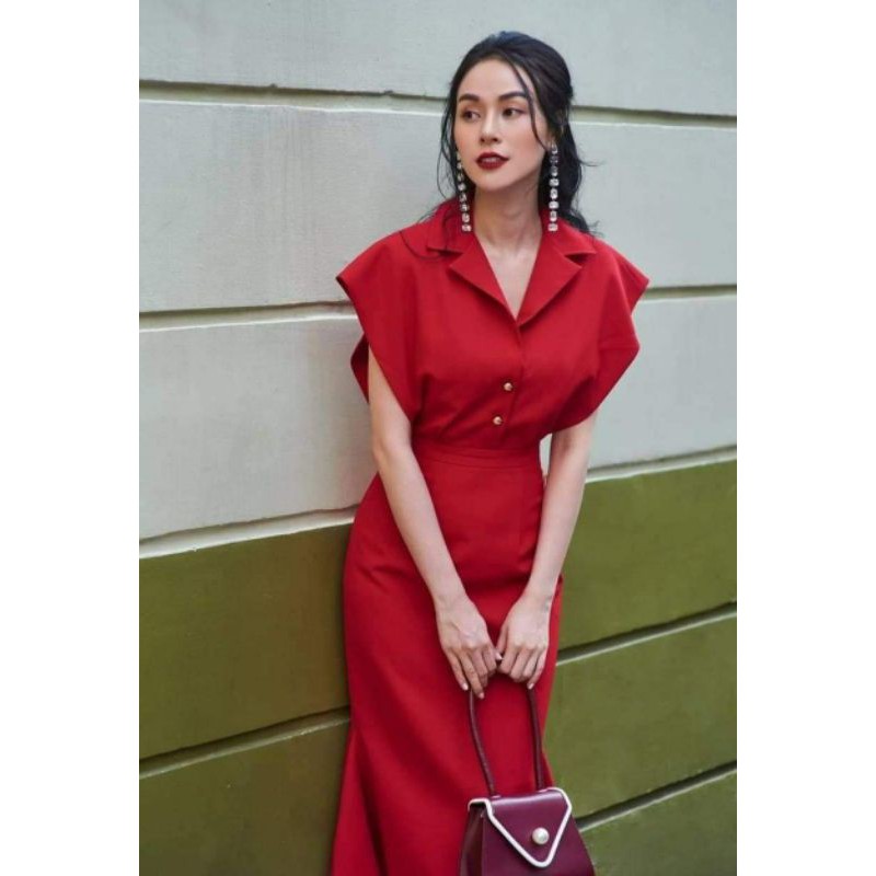 ĐẦM YVES CÁNH TIÊN