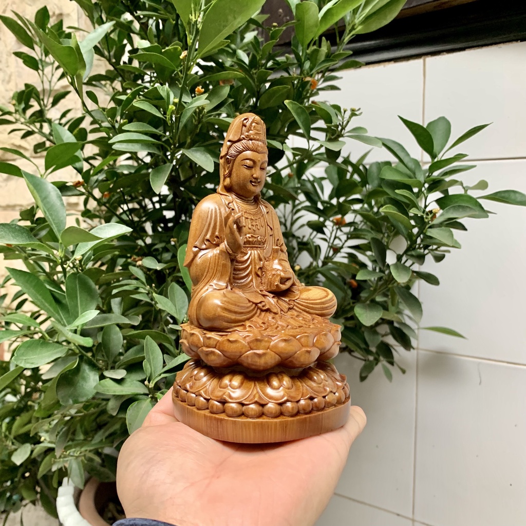 Tượng phật bà quan âm bồ tát cao 15 cm để táp lô xe ô tô