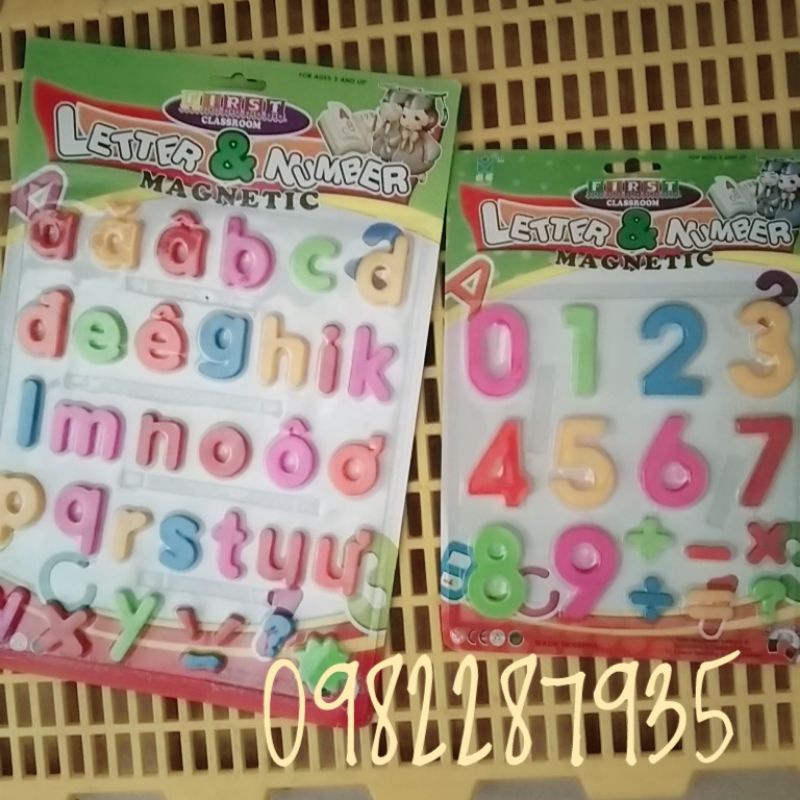 Bảng chữ cái nhựa số nhựa nam châm dành cho các bé