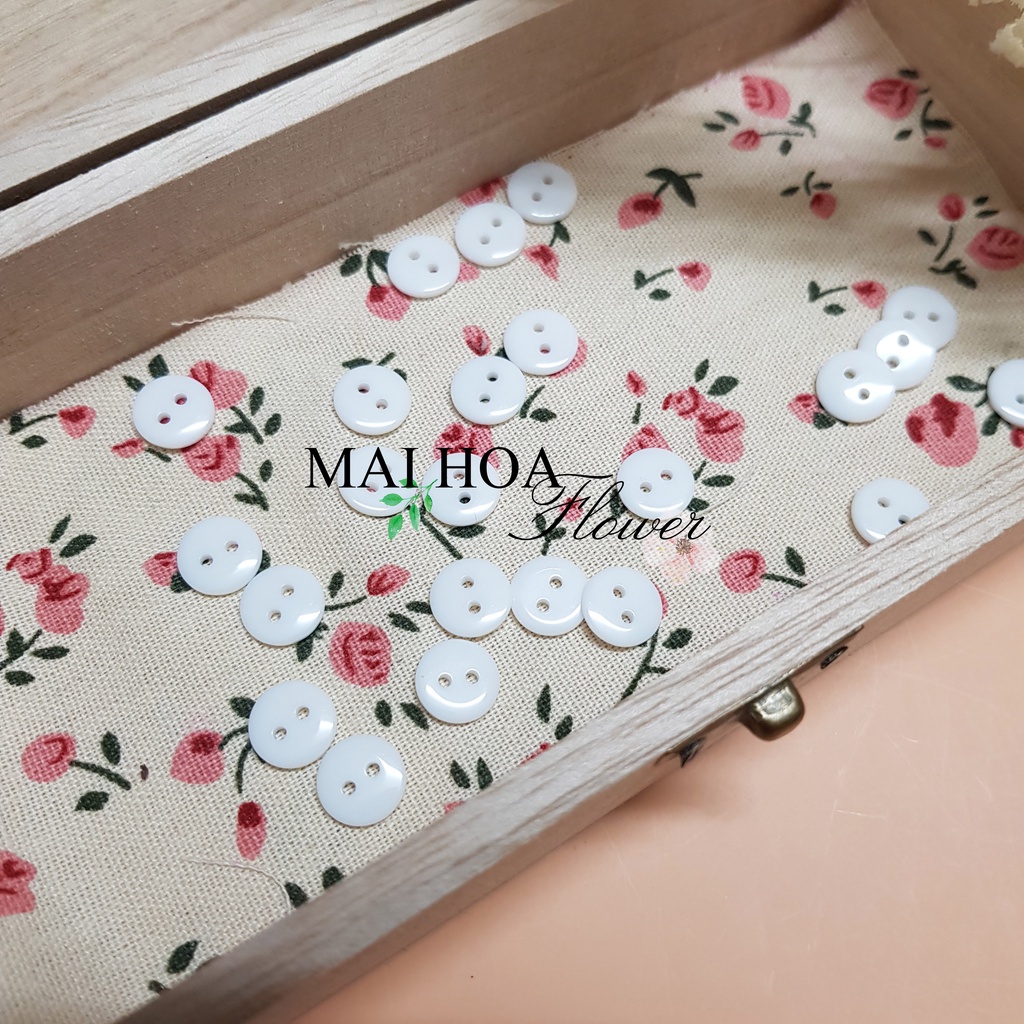 Gói 40 Khuy nút áo sơ mi, cúc áo màu trắng bằng nhựa size 1,1cm, Maihoaflower