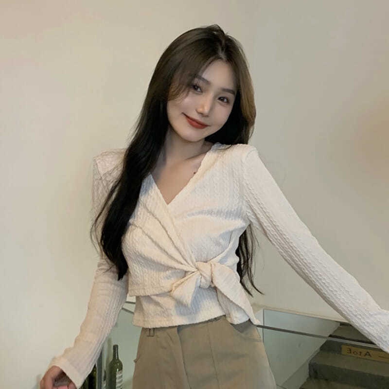 （35-65KG）Áo thun tay dài cổ chữ V phong cách ngọt ngào mới cho nữ | BigBuy360 - bigbuy360.vn