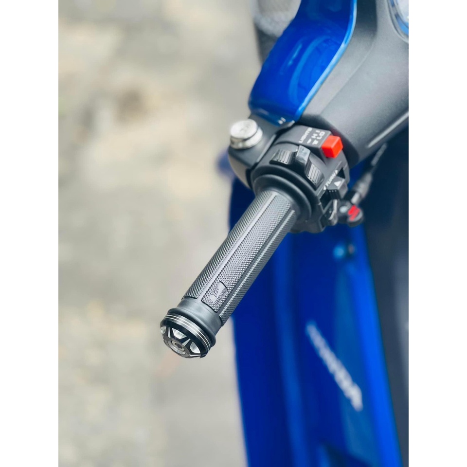 (TRANG TRÍ XE) Cặp bao tay gai TBT cao su tổng hợp mềm mịn, thay thế mới và trang trí xe siêu chất thể hiện đẳng cấp