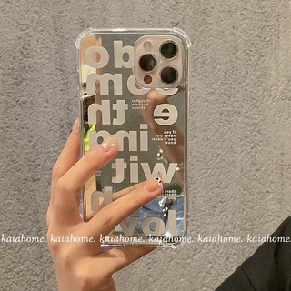 Ốp iphone tráng gương bạc chữ cái with love