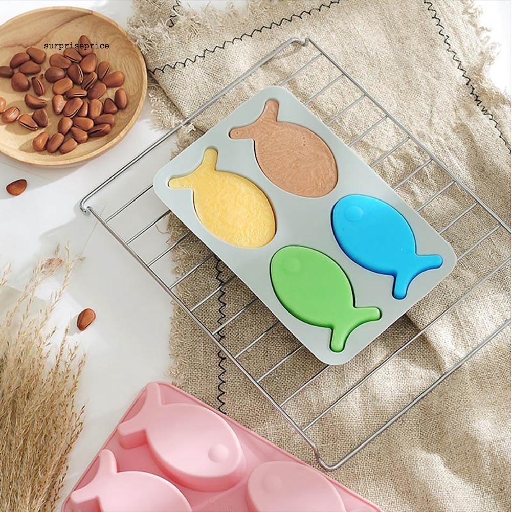 Khuôn silicone làm bánh 4 ô hình cá đáng yêu tiện dụng