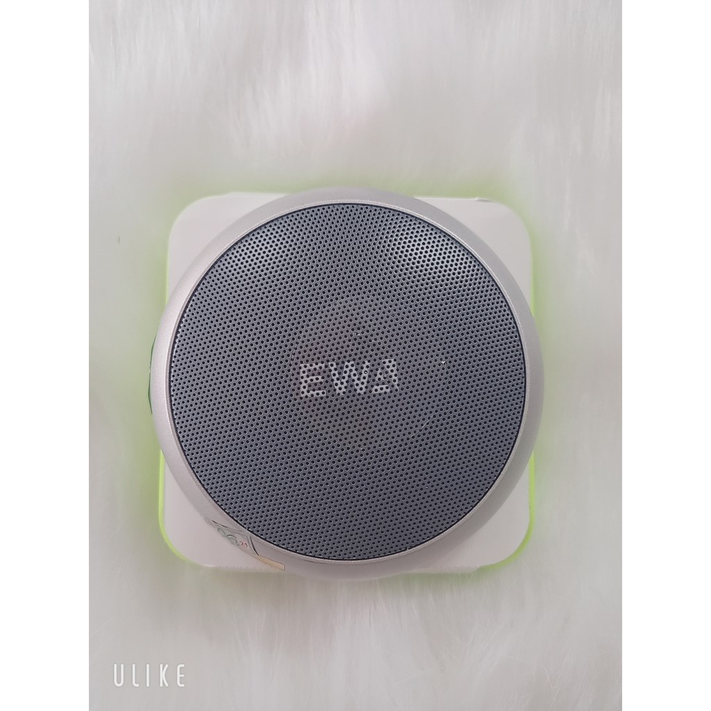 Loa Bluetooth Ewa A110 Bass Cực Hay, tiện lợi, cầm tay vừa vặn