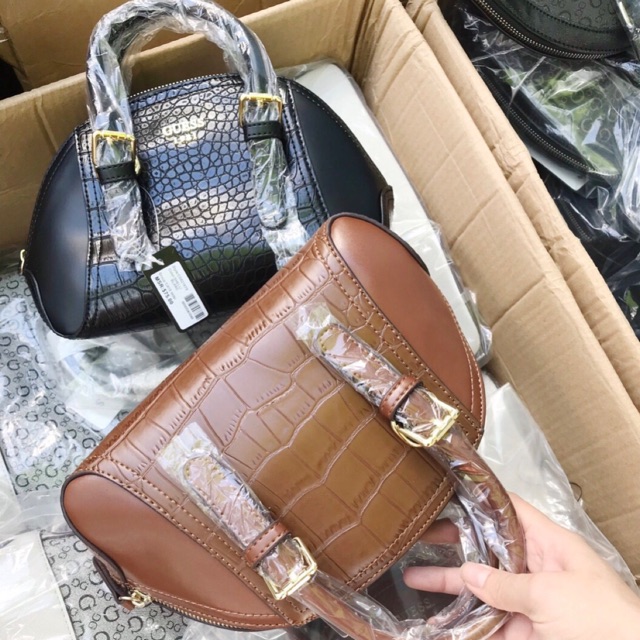 GUESS HẾN MINI