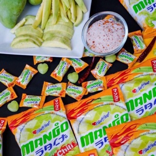 Kẹo xoài non muối ớt Thái Lan.