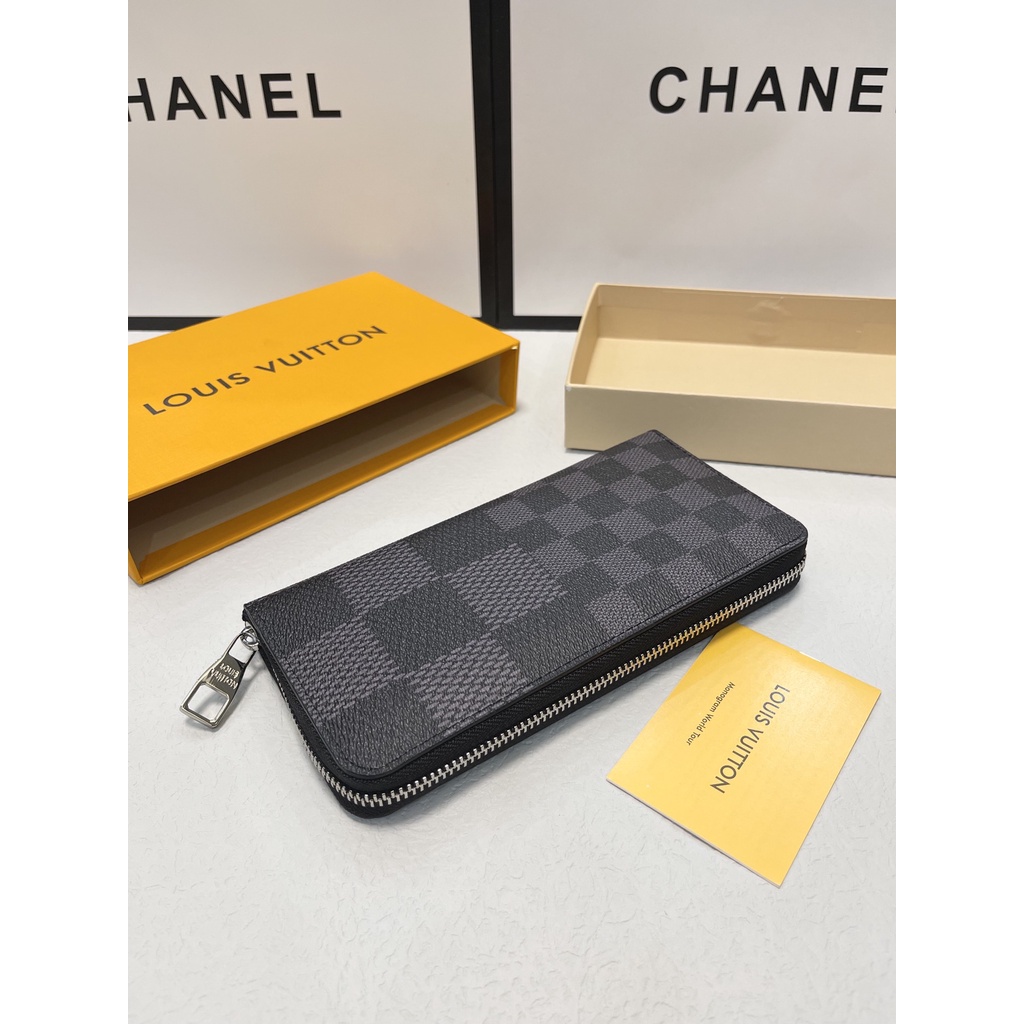 Ví cầm tay nam da thật Louis Vuitton LV hoạ tiết ô vuông chìm thời trang