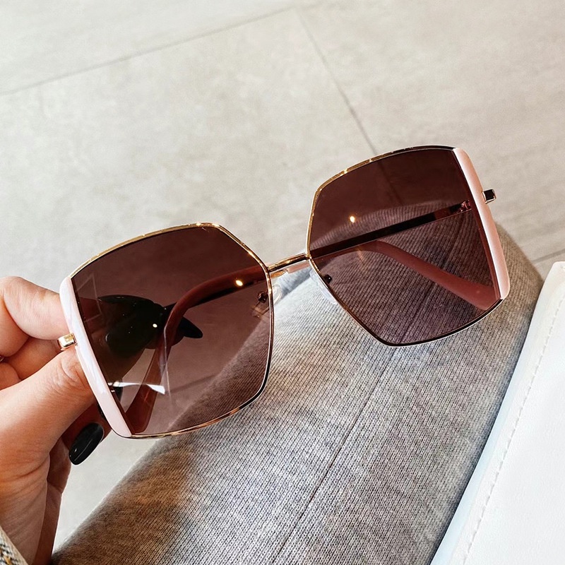 Kính Mát Nhiều Màu Sắc Chống Bức Xạ