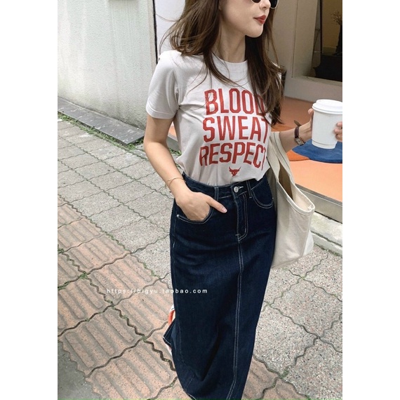 set chân váy jean kèm áo phông