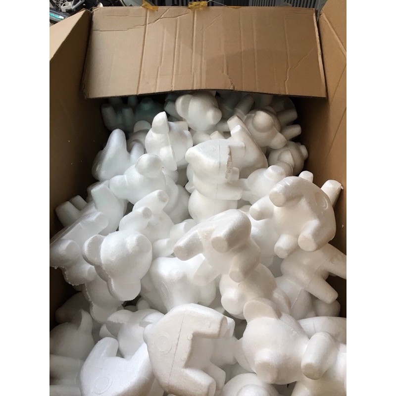 Phôi gấu xốp 20cm ,set 100 hoa hồng xốp gắn trang trí.