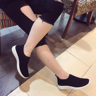 Slip on chất thun nhẹ mang cực êm