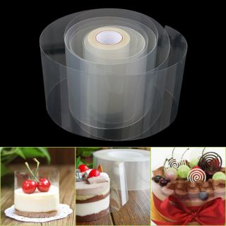 Cuộn mica bọc thành bánh mousse