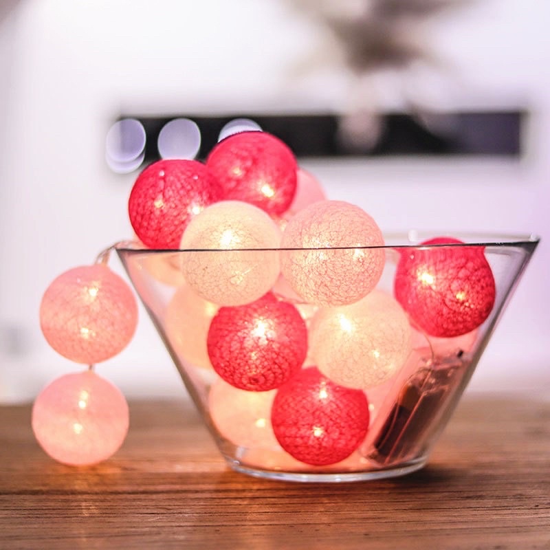 Đèn LED dây 20 bóng tròn với đầu cắm điện/ pin AA dùng trang trí không gian tiệc MS001