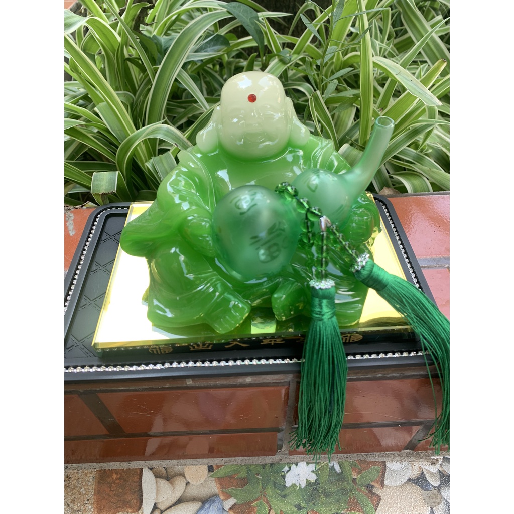 tượng phật di lặc cầm quả hồ lô - tượng phật ngọc trang trí taplo,bàn làm việc