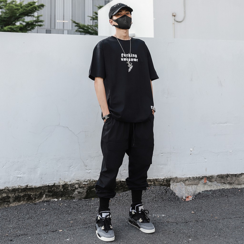 Áo Thun Fxcking Awesome Màu Đen