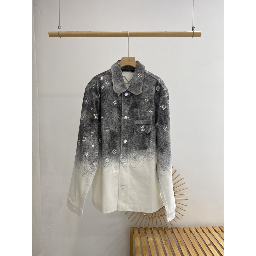 ⚡️[Mirror Quality] - Áo Khoác Luon Vuituoi 2020 Graidient Monogram Spray Grey/White Denim Jacket, Áo sơ mi LV
