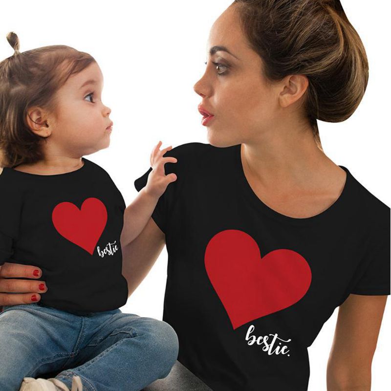 Áo Thun Họa Tiết Trái Tim Vải Cotton Mềm Mại Thoáng Khí Thời Trang Mùa Hè Cho Mẹ Và Bé Gái